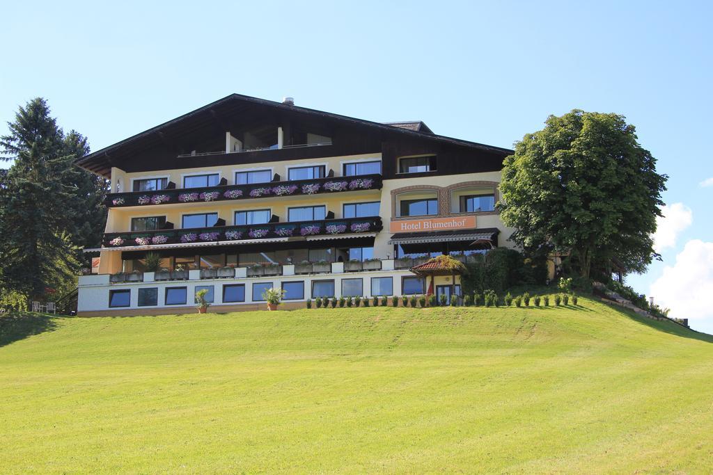 Hotel Blumenhof Sankt Georgen im Attergau Exterior foto